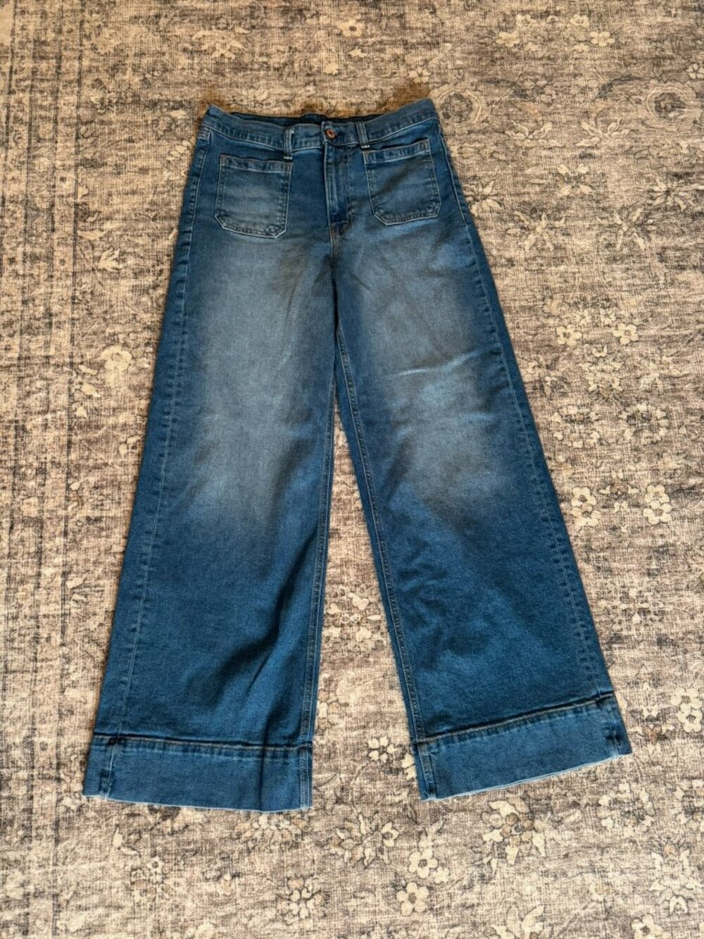 GAP High Rise Stride Wide Leg in Medium Wash